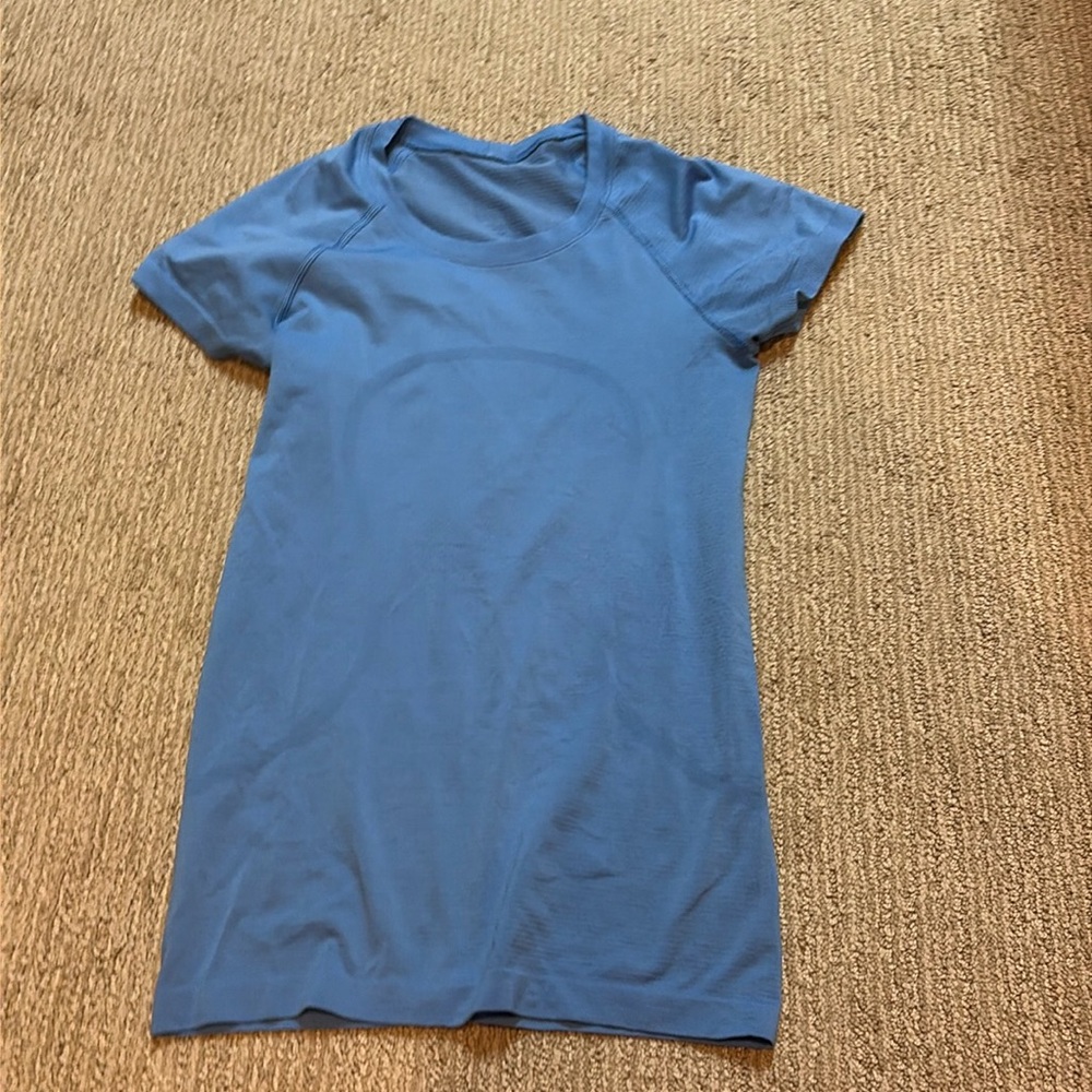 Lululemon blue nile swiftly tech size 4